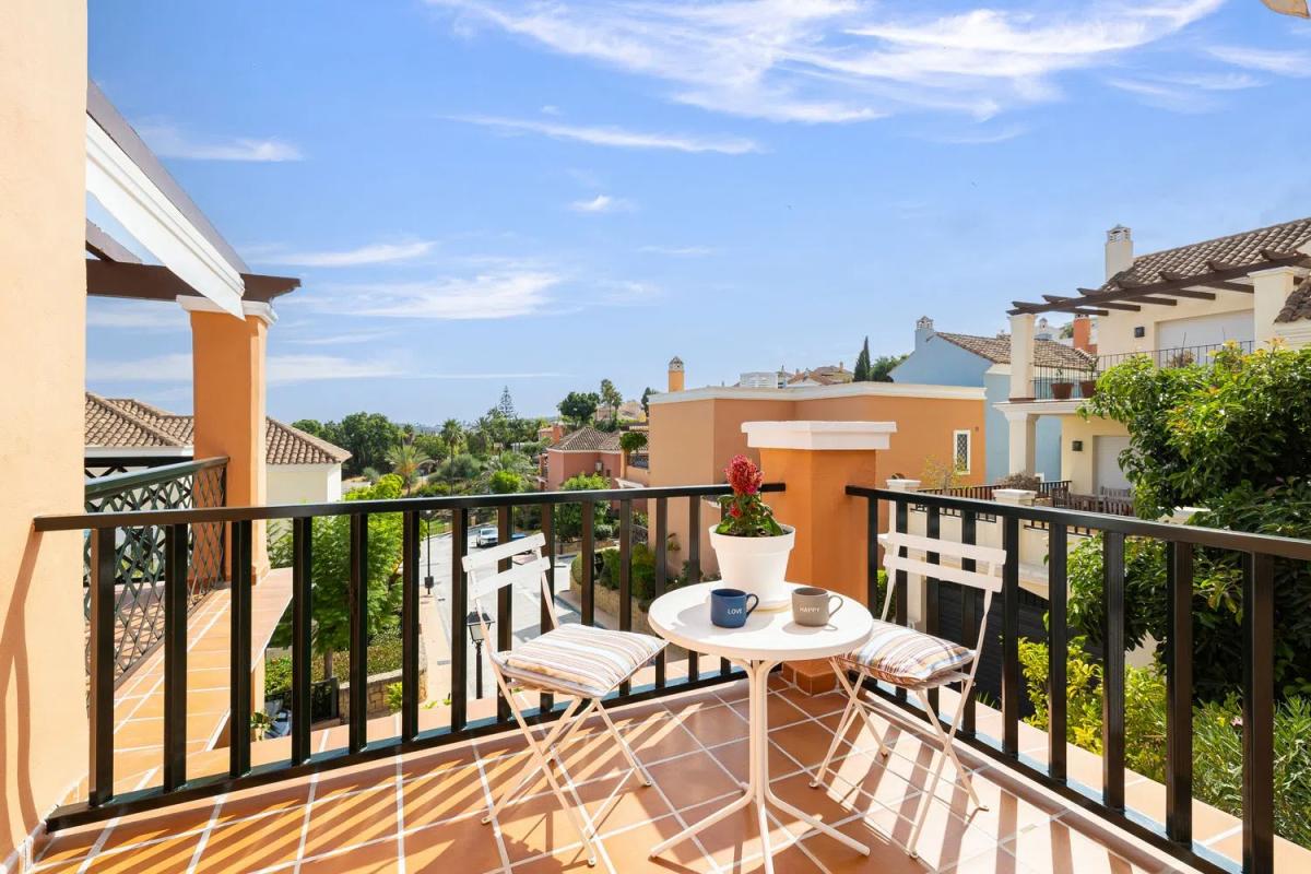 Venta de chalet independiente en Calle Pléyades, 36, Marbella
photo 1