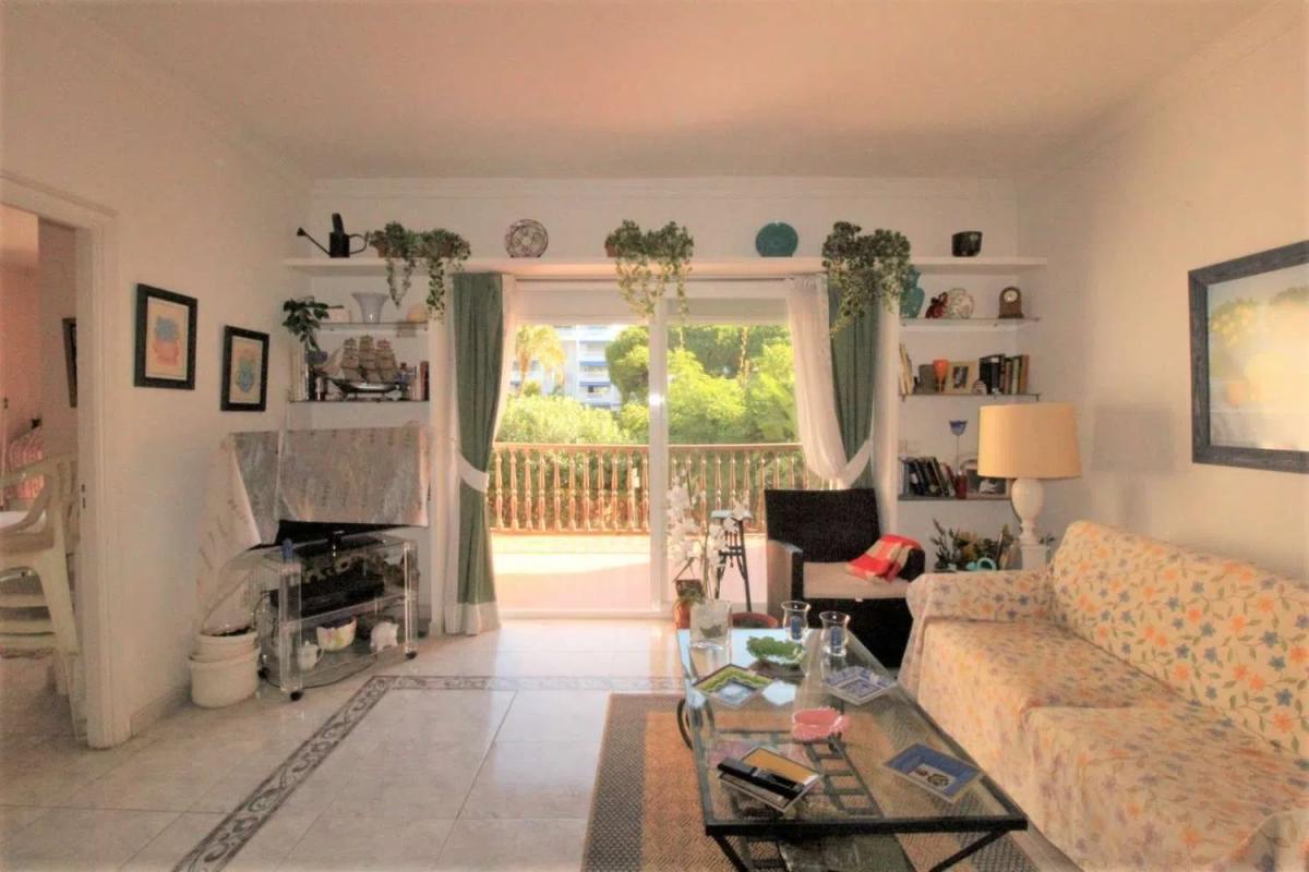 Sale of apartment in Avenida de Lola Flores, 1, Marbella
photo 1