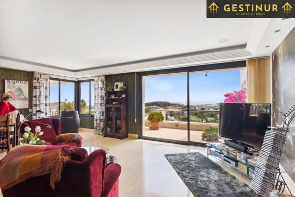 Penthouse na sprzedaż w  Calle Arrayanes, Marbella photo 2