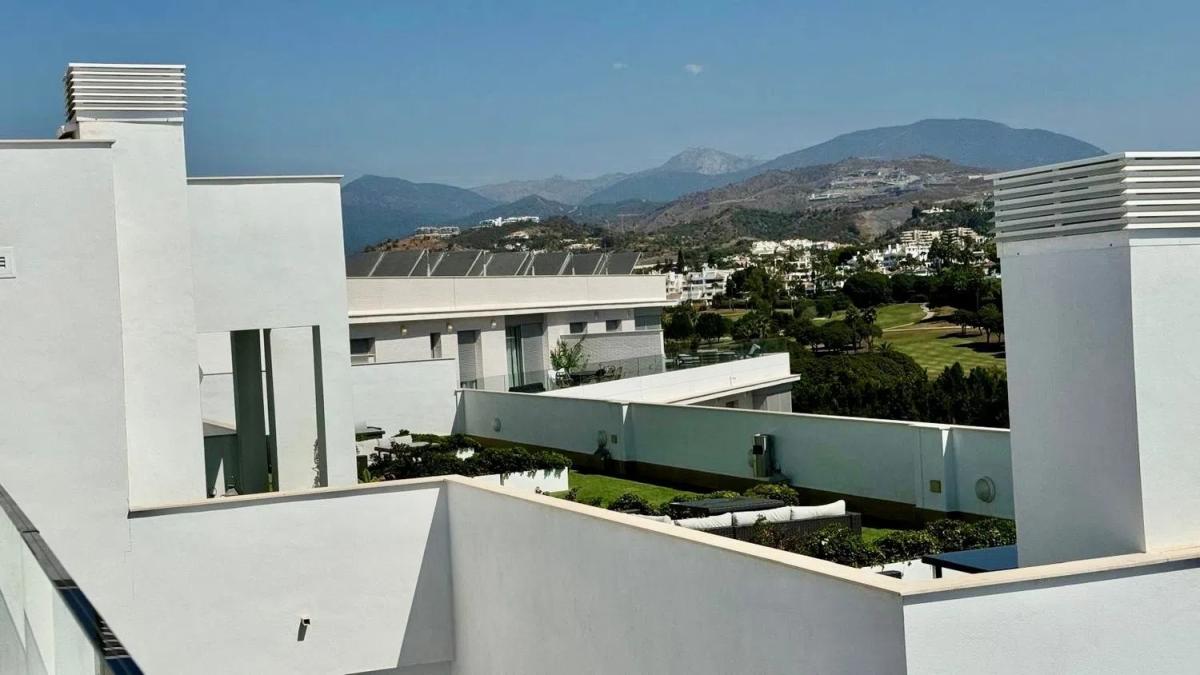 Sale of apartment in Avenida Miguel de Cervantes s/n, Marbella
photo 4