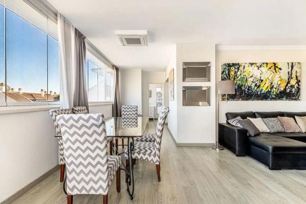 Penthouse na sprzedaż w  Urbanización la Alzambra s/n, Marbella photo 3