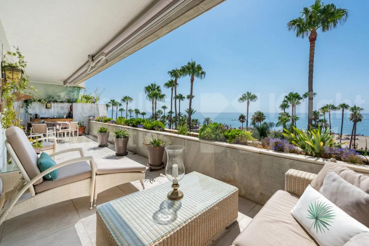 Sprzedaż duplexu w Barrio Puerto Banús, Marbella photo 1