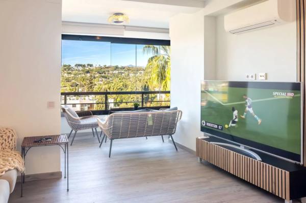 Apartment for sale in Avenida del Prado, Marbella thumbnail 2