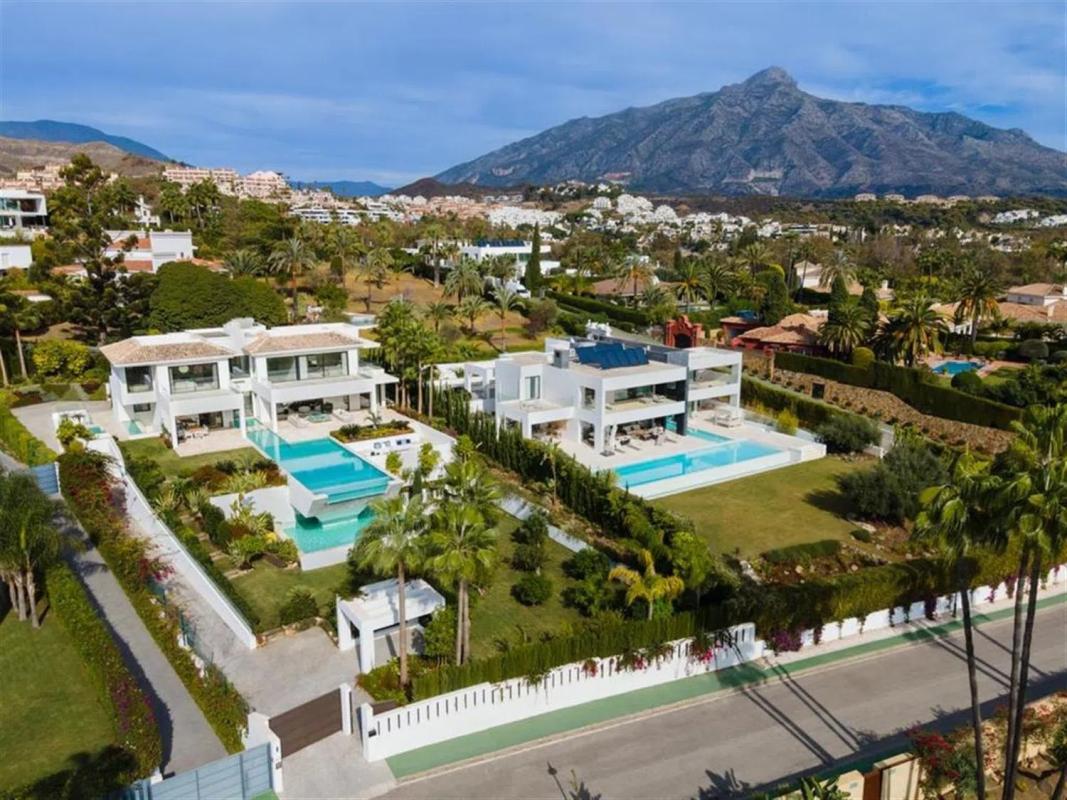 Venta de chalet independiente en Urbanizacion N Andalucia 2G, Marbella
photo 1