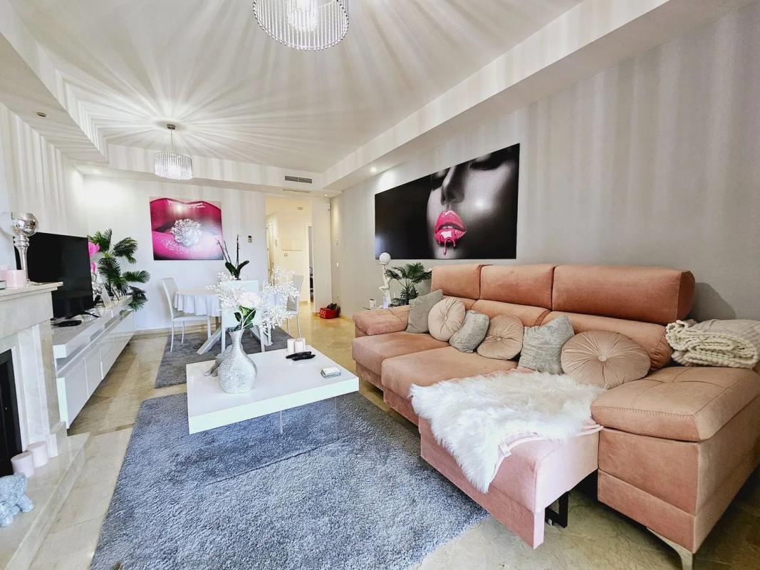 Sale of apartment in Calle Auriga, 4, Marbella
photo 2