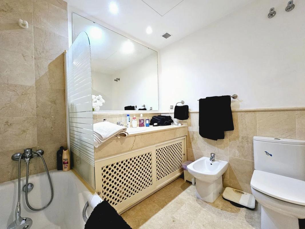 Sale of apartment in Calle Auriga, 4, Marbella
photo 5