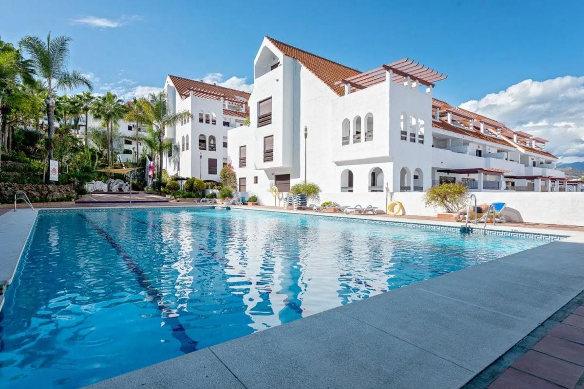 Duplex sale in Calle las Ventas, 4, Marbella photo 1