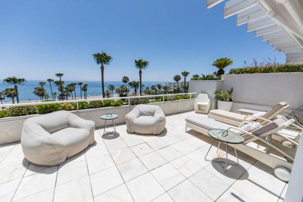 Duplex for sale in Calle los Granados s/n, Marbella photo 1