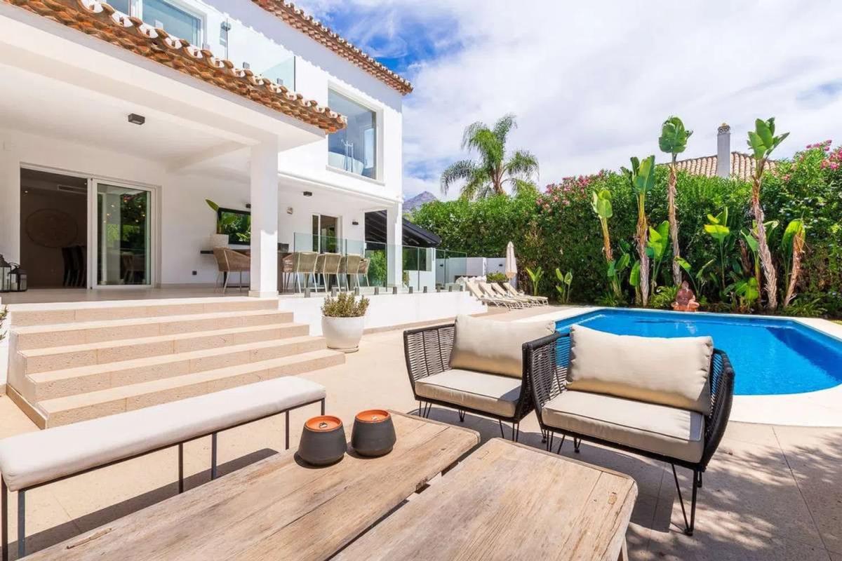 Venta de chalet independiente en Urbanizacion N Andalucia 8H, 25, Marbella
 photo 2