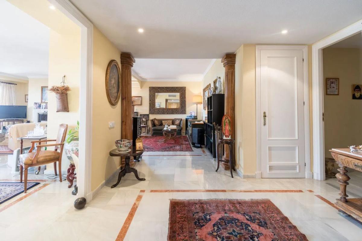 Venta de piso en Super Manzana 3-J, Marbella
 photo 4