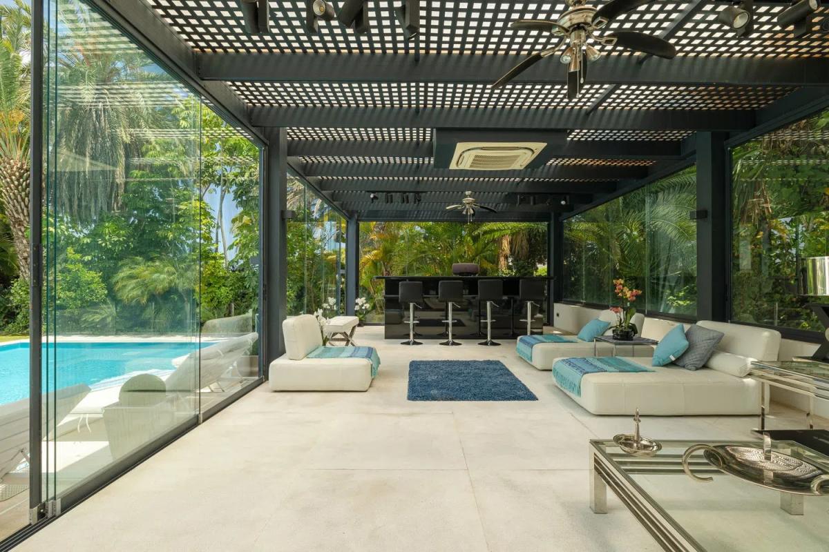 Sprzedaż niezależnego domku jednorodzinnego w  Barrio Las Brisas, Marbella photo 3