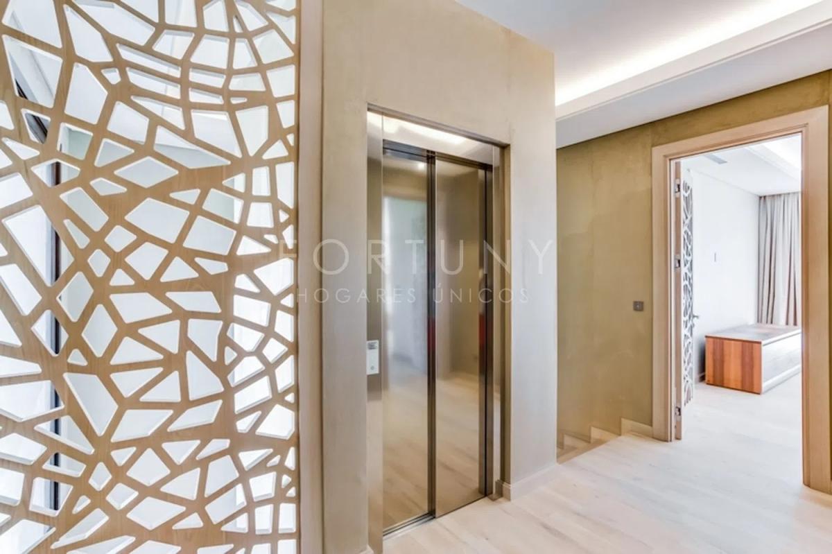 Продажа отдельного шале в Calle Ganimedes s/n, Марбелла photo 3