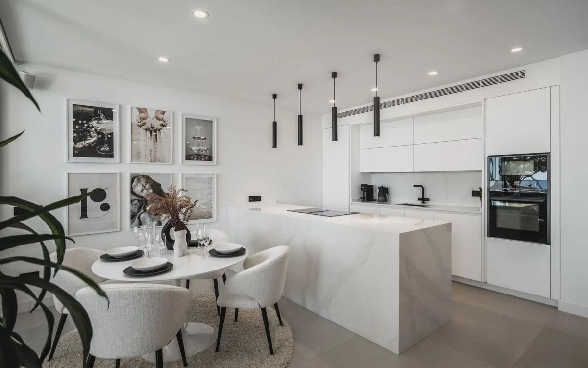 Penthouse sale in Calle Osa Mayor, Marbella photo 4