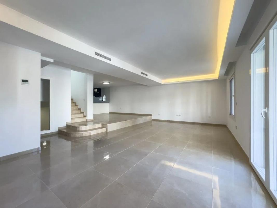 Venta de chalet independiente en Calle Salvador Dalí, Marbella
 photo 2