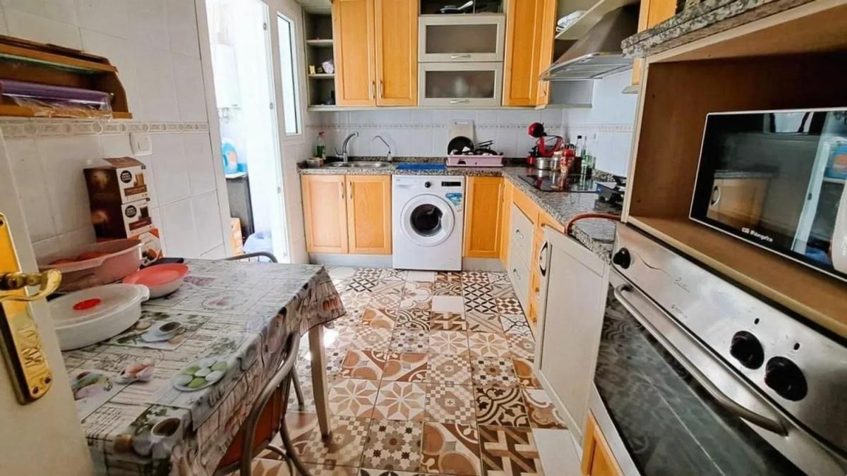 Properties for sale and rent in Spain photo 3