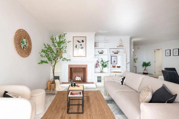 Apartment for sale in  Calle Muelle Ribera, 5, Marbella photo 4