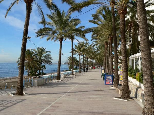 Mieszkanie na sprzedaż w  Calle 02B Nva Andaluc, Marbella photo 4