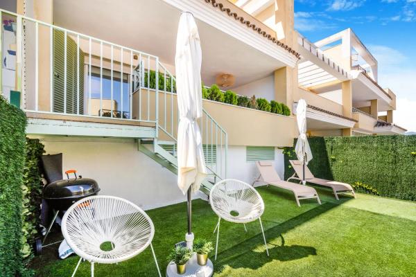 Apartment for sale in Avenida Calderón de la Barca s/n, Marbella photo 1