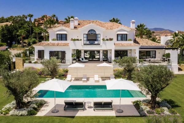 Chalet independiente en venta en Osa Menor, La Cerquilla, No 43, Marbella photo 1