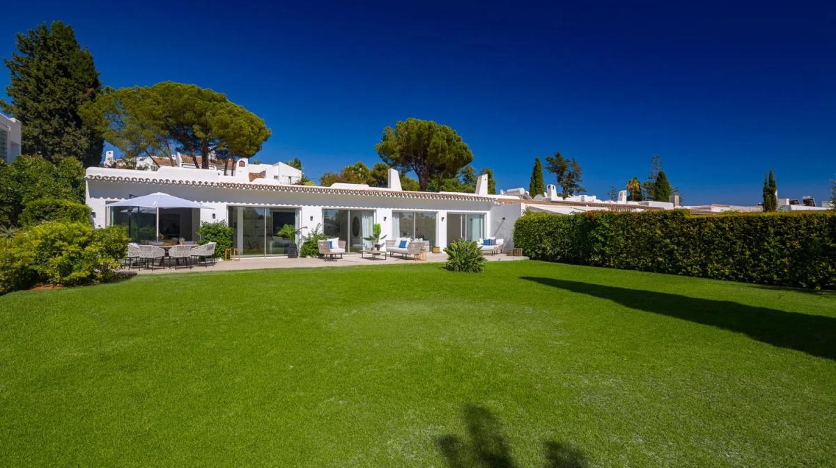 Venta de chalet independiente en Barrio Aloha, Marbella
photo 3