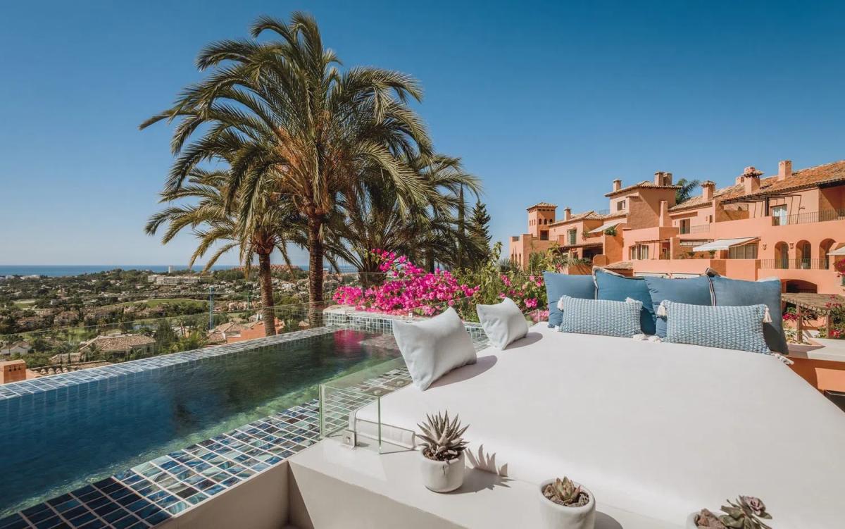 Sprzedaż duplexu w Barrio Los Naranjos, Marbella photo 2