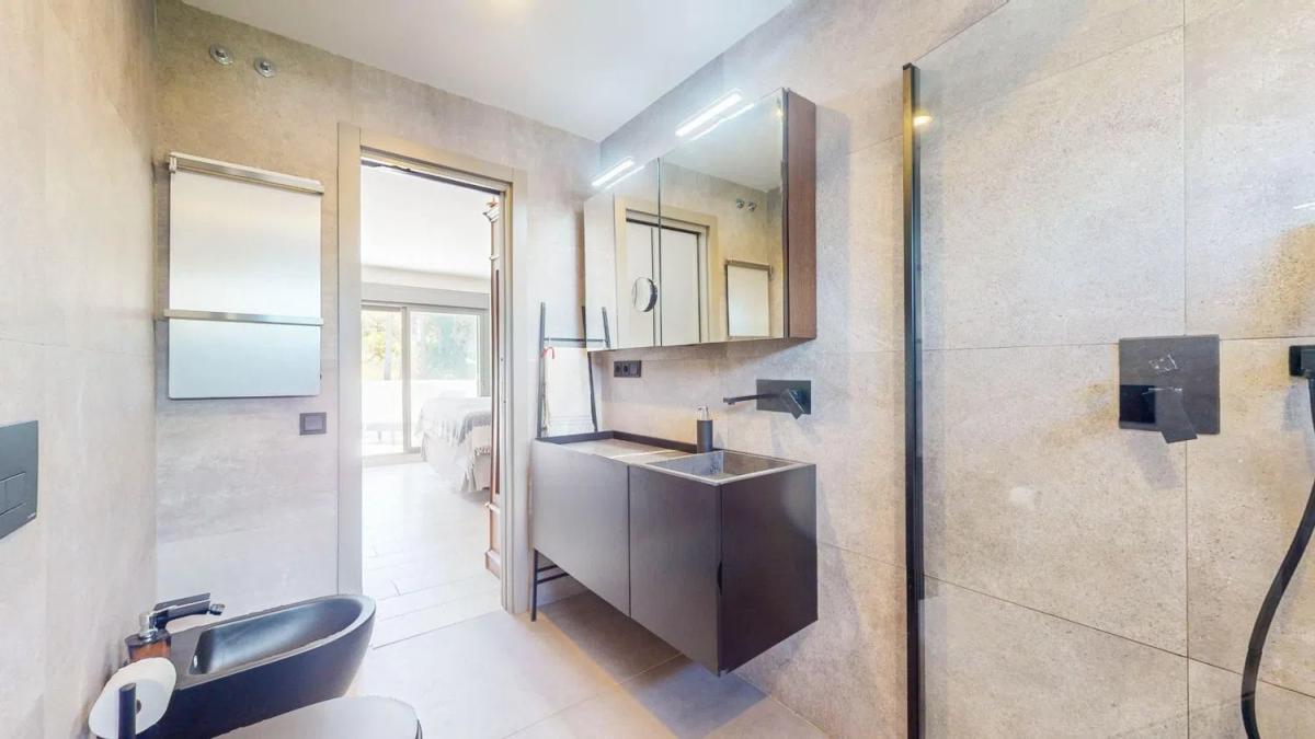 Venta de chalet independiente en Barrio La Dama de Noche-La Alzambra, Marbella
 photo 4