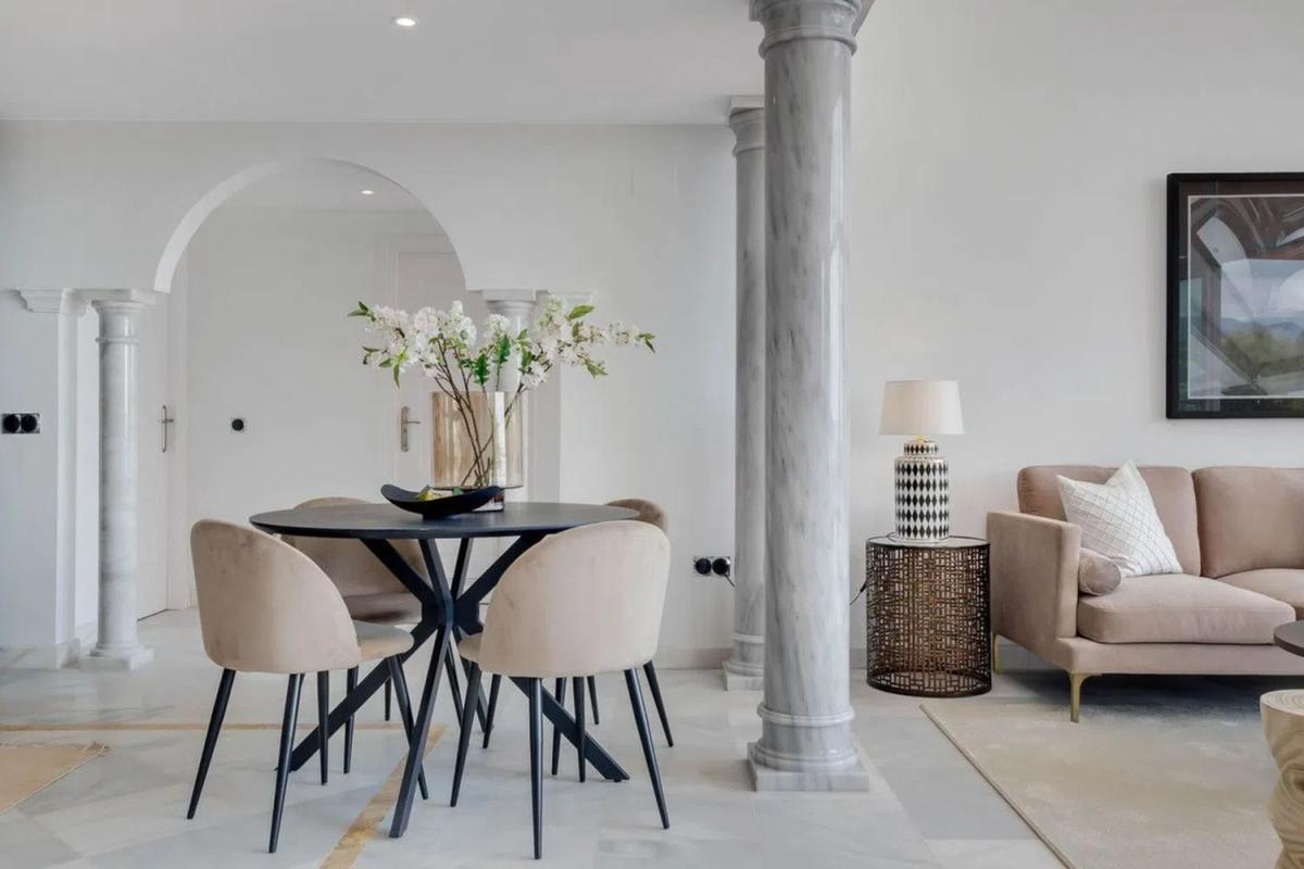 Sale of apartment in Avenida Calderón de la Barca, Marbella
 photo 3