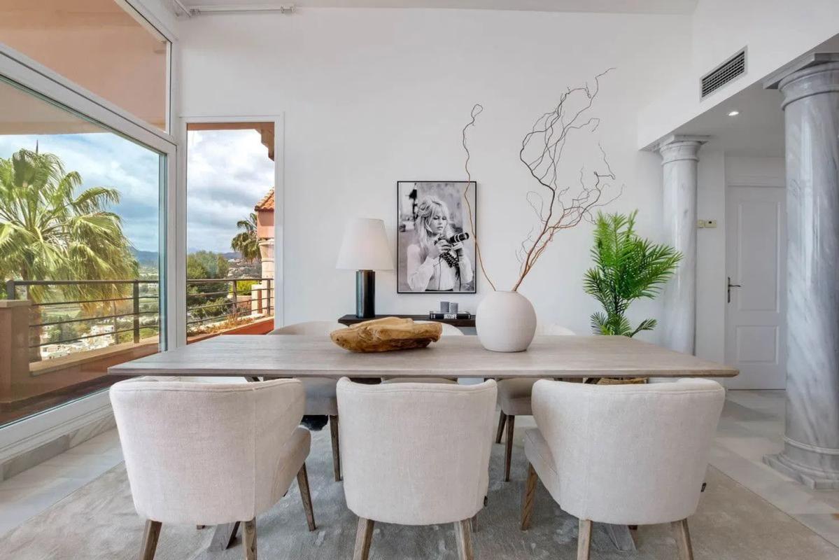 Sale of apartment in Avenida Calderón de la Barca, Marbella
 photo 4