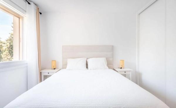 Apartment for sale in Calle Irís, Marbella thumbnail 2