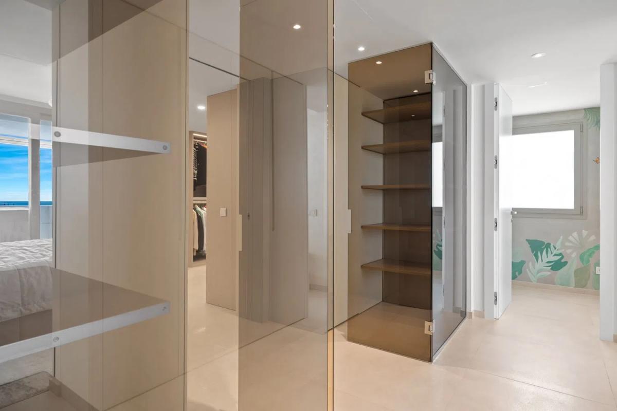 Venta de piso en Barrio Los Naranjos, Marbella
photo 4