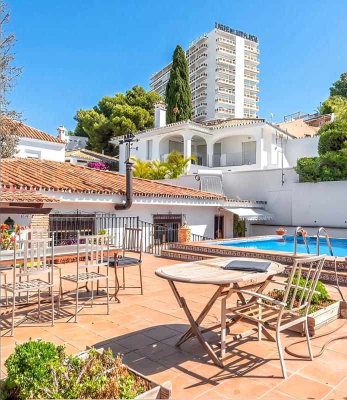 Sprzedaż niezależnego domku jednorodzinnego w  GUSTAVO GARCIA BECKER, 305, Marbella photo 2