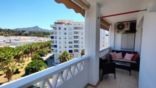 Apartment for sale in Calle Torrente Ballester, Marbella photo 1