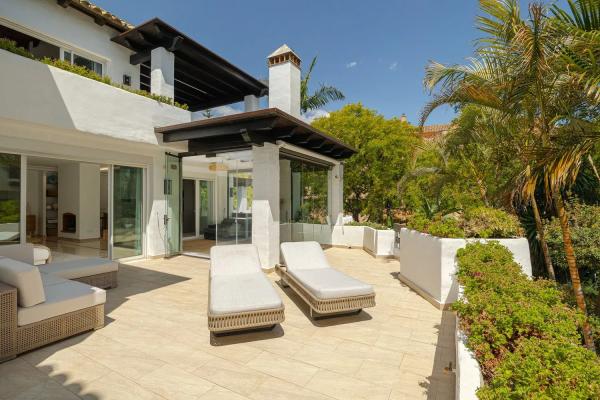Dupleks na sprzedaż w Barrio Puerto Banús, Marbella photo 1