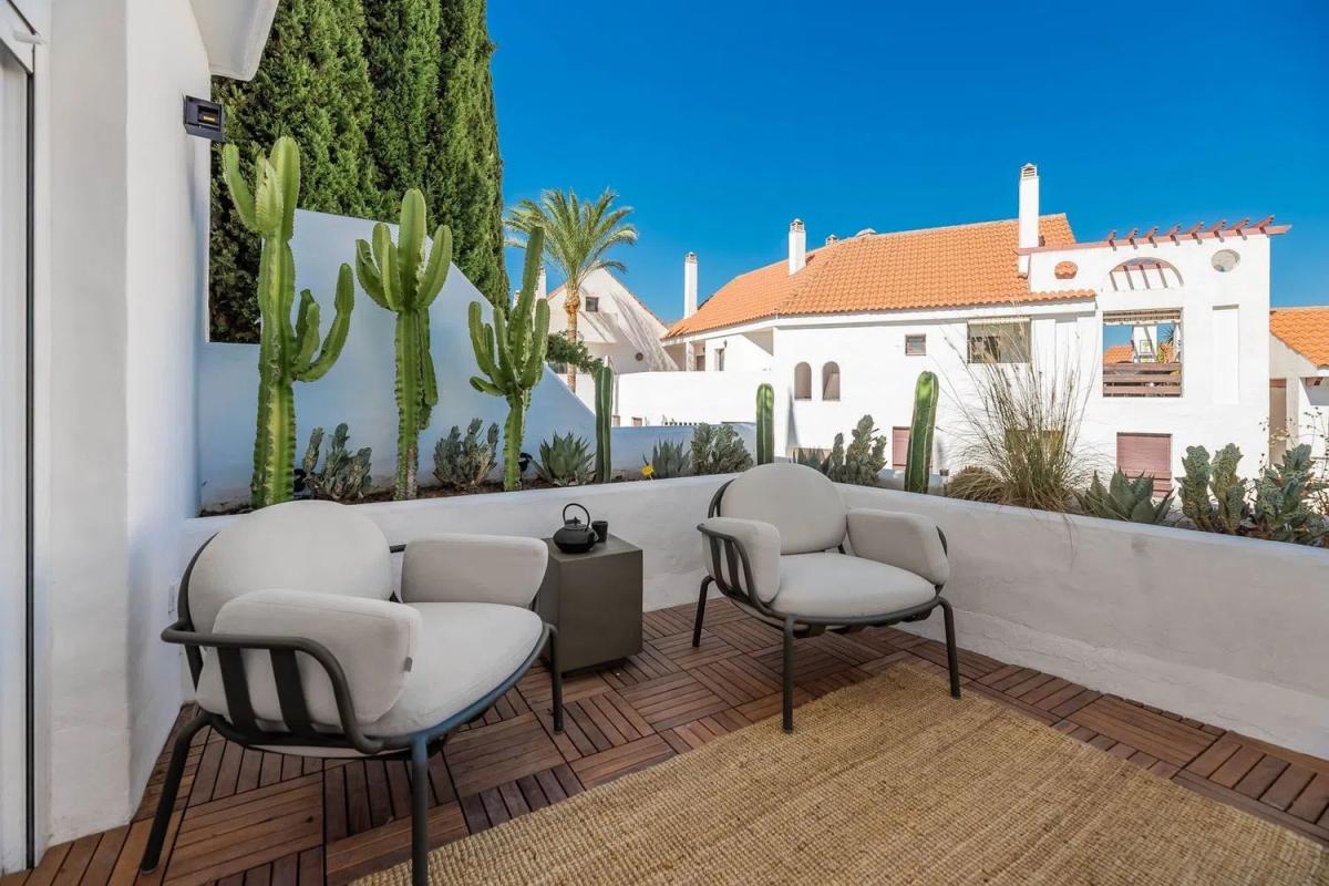 Sale of apartment in Calle Real, 17, Marbella
 photo 2
