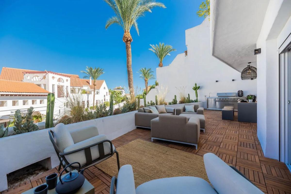 Sale of apartment in Calle Real, 17, Marbella
 photo 5