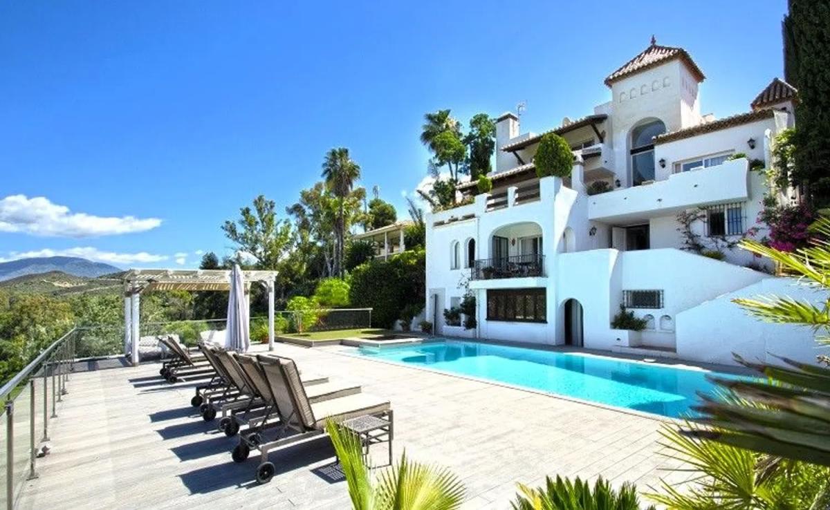 Venta de chalet independiente en Avenida del Prado, Marbella
photo 1