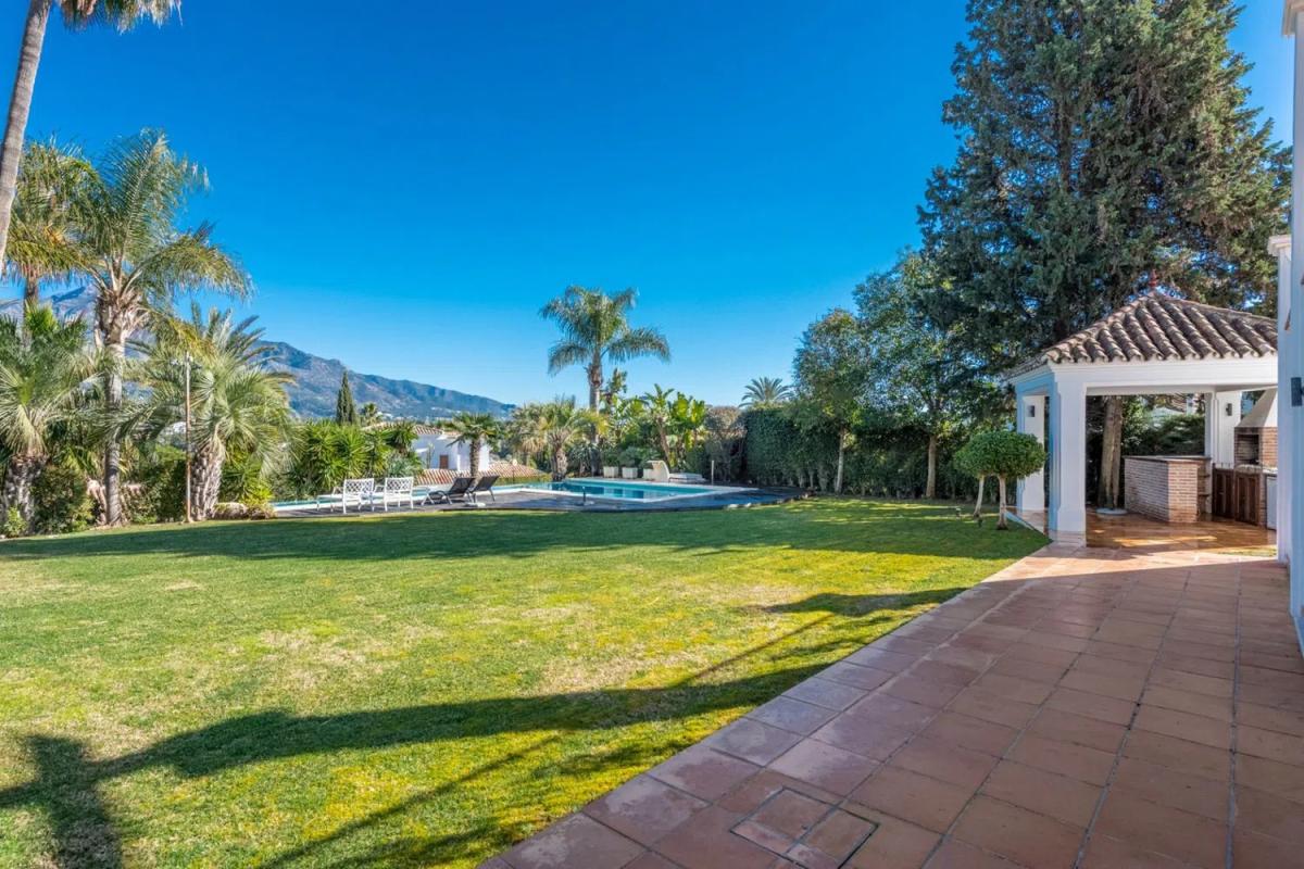Venta de chalet independiente en NUEVA ANDALUCIA, 12 -F, Marbella
 photo 3