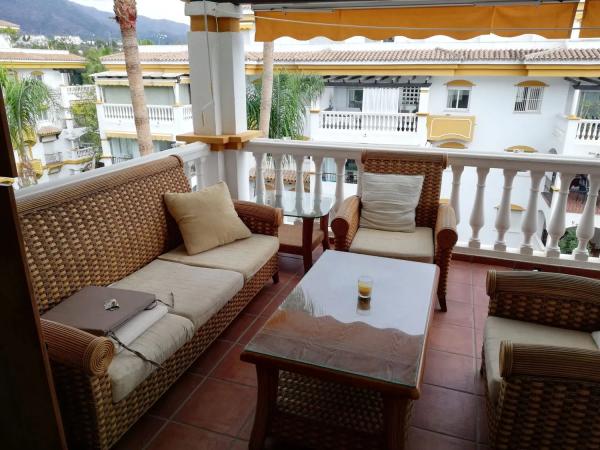 Piso en venta en  Avenida Príncipe Salman, 1, Marbella photo 2