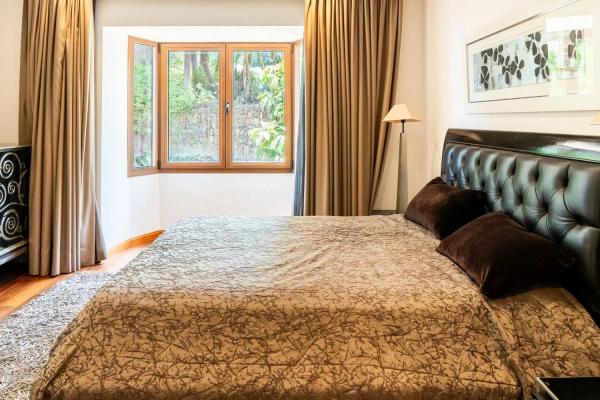 Chalet independiente en venta en  Barrio Las Brisas, Marbella photo 4