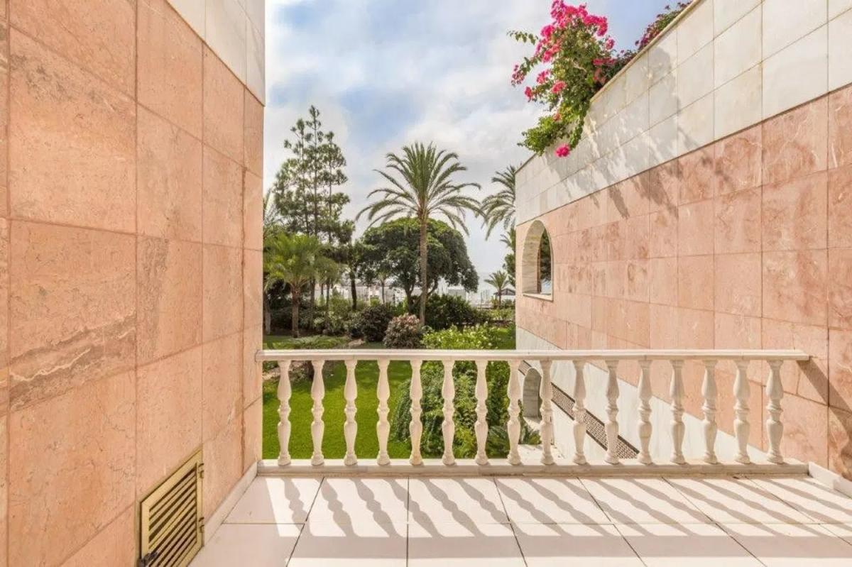 Продажа дуплекса на Barrio Puerto Banús, Марбелла photo 4
