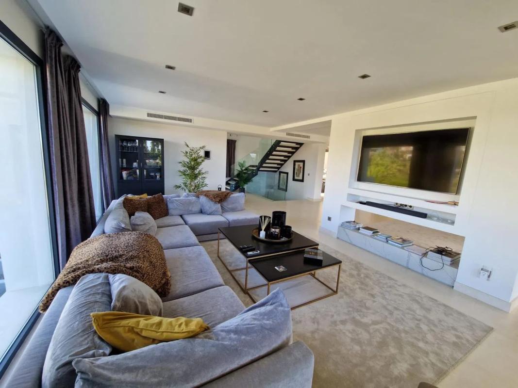 Venta de chalet independiente en Calle Auriga, 24, Marbella
photo 3