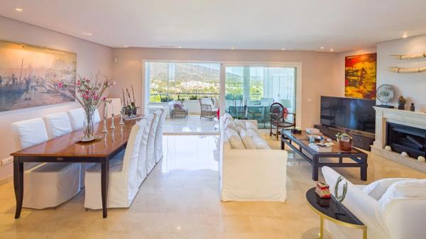 Дуплекс на продажу в Barrio Nueva Andalucía, Марбелья photo 4