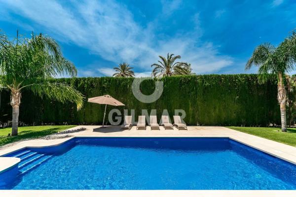 Wolnostojąca willa na sprzedaż w  Calle Alonso Cano, 46, Marbella photo 4