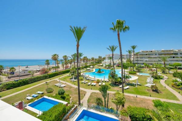 Apartment for sale in  Barrio Puerto Banús, Marbella photo 1