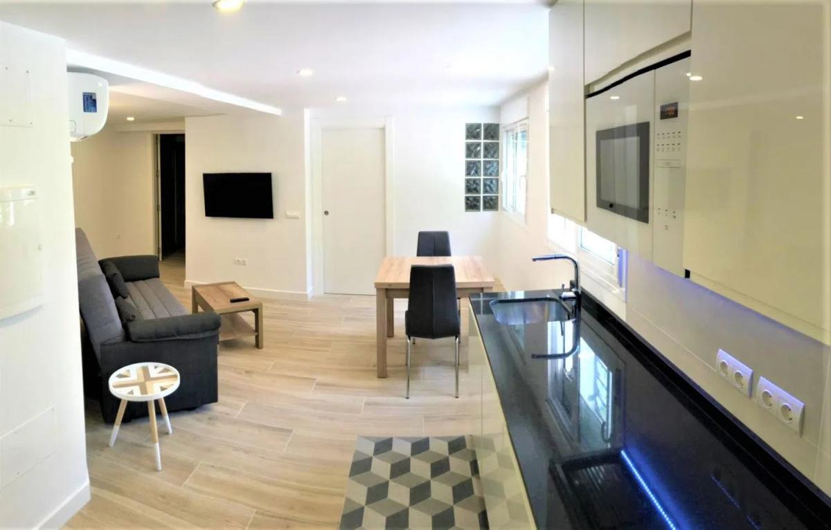 Sale of apartment in Lugar Urbanizacion Fuentes del Rodeo, 5, Marbella
 photo 2