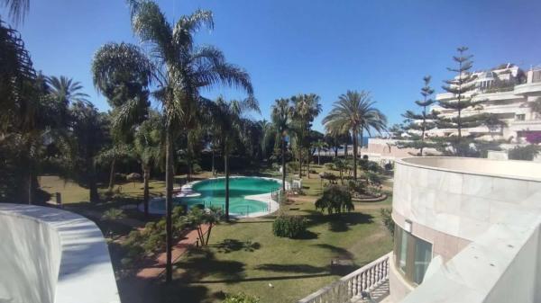 Apartment for sale in  Avenida José Banús, Marbella photo 2
