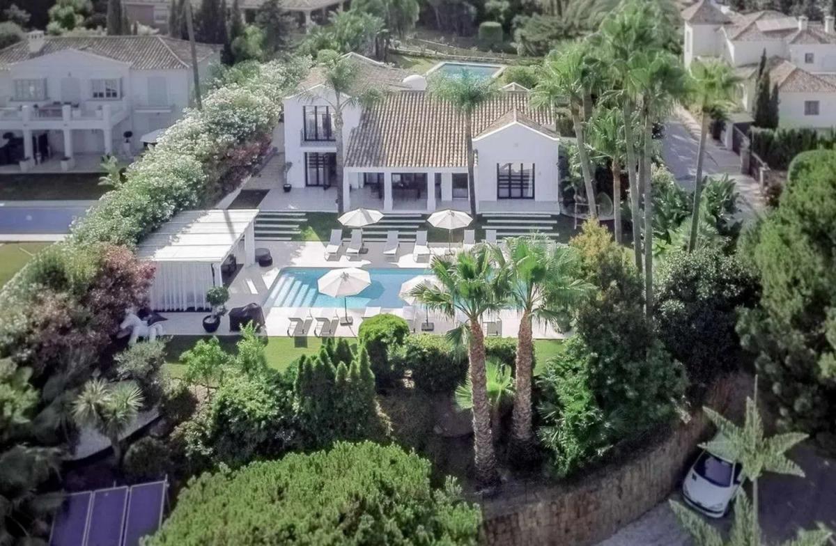 Sprzedaż niezależnego domku jednorodzinnego w  Calle Cartuja 17-D, 21 ---B, Marbella photo 5