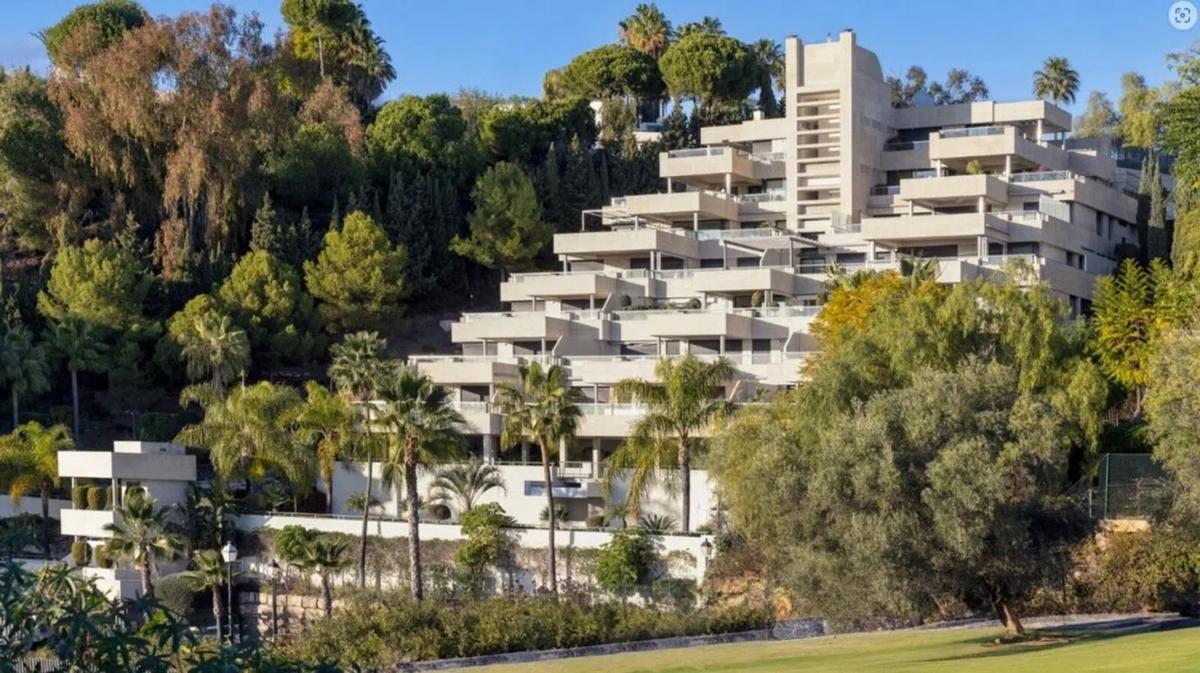 Venta de piso en Urbanizacion N Andalucia 2G, Marbella
photo 1