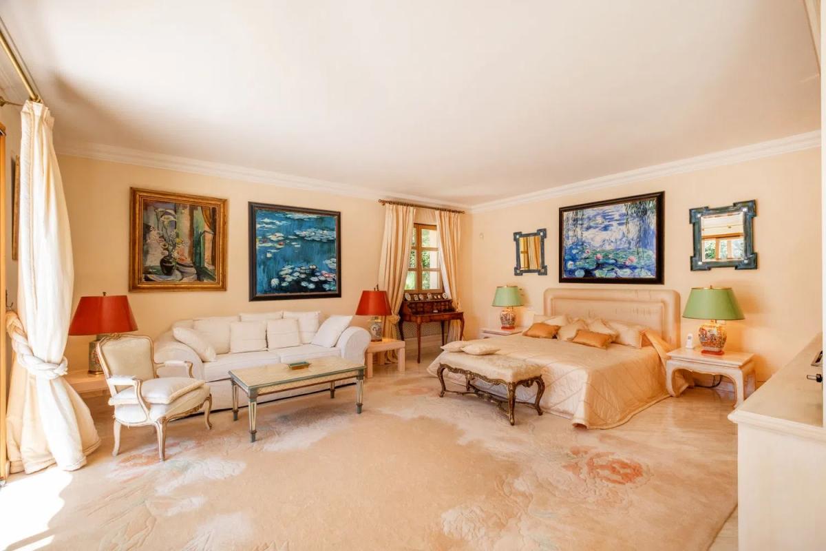 Sprzedaż niezależnego domku jednorodzinnego w  Calle Atenas 24 - D, Marbella photo 2