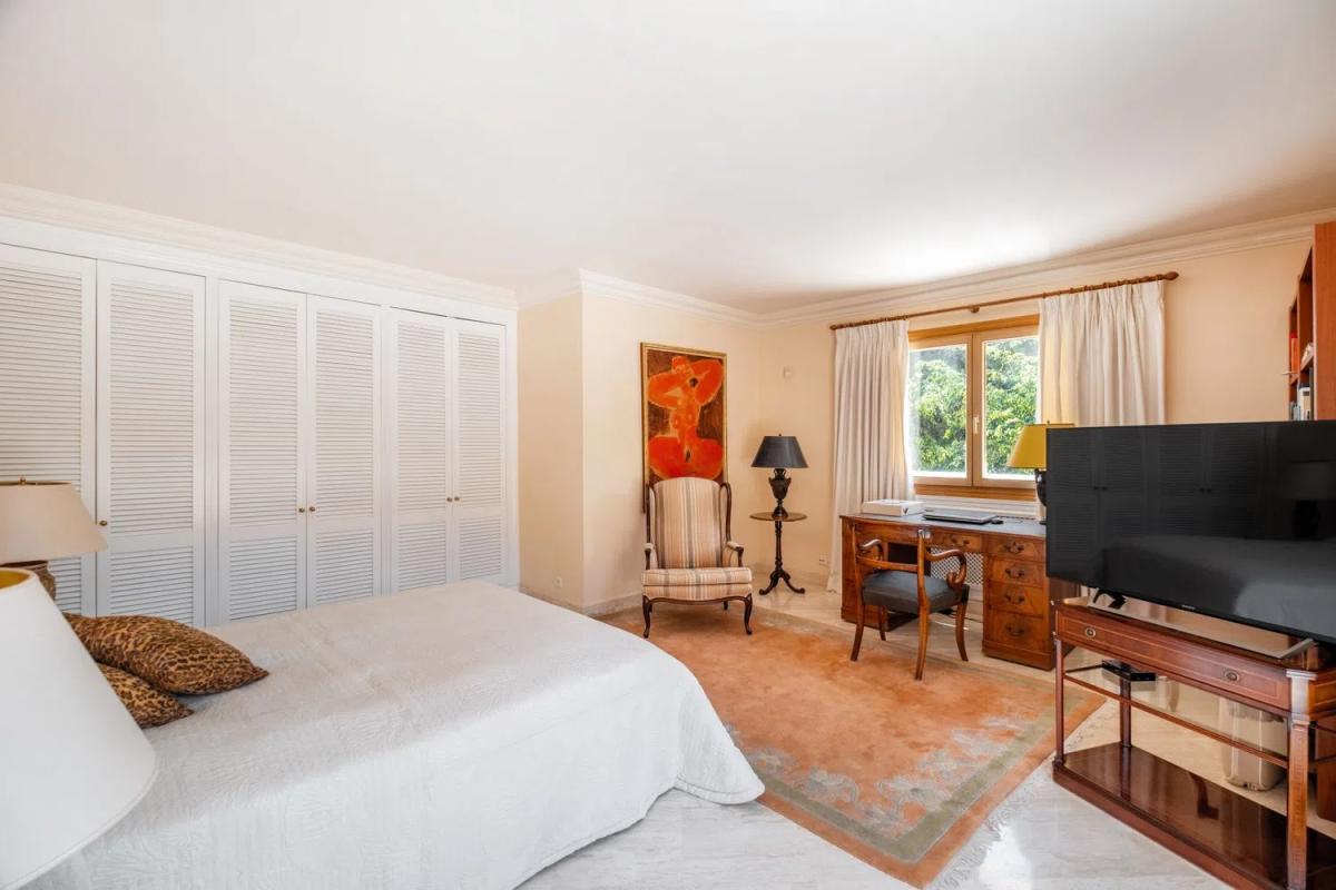 Sprzedaż niezależnego domku jednorodzinnego w  Calle Atenas 24 - D, Marbella photo 3